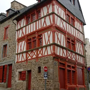 Du Lapin Blanc Appart hôtel Saint-Brieuc